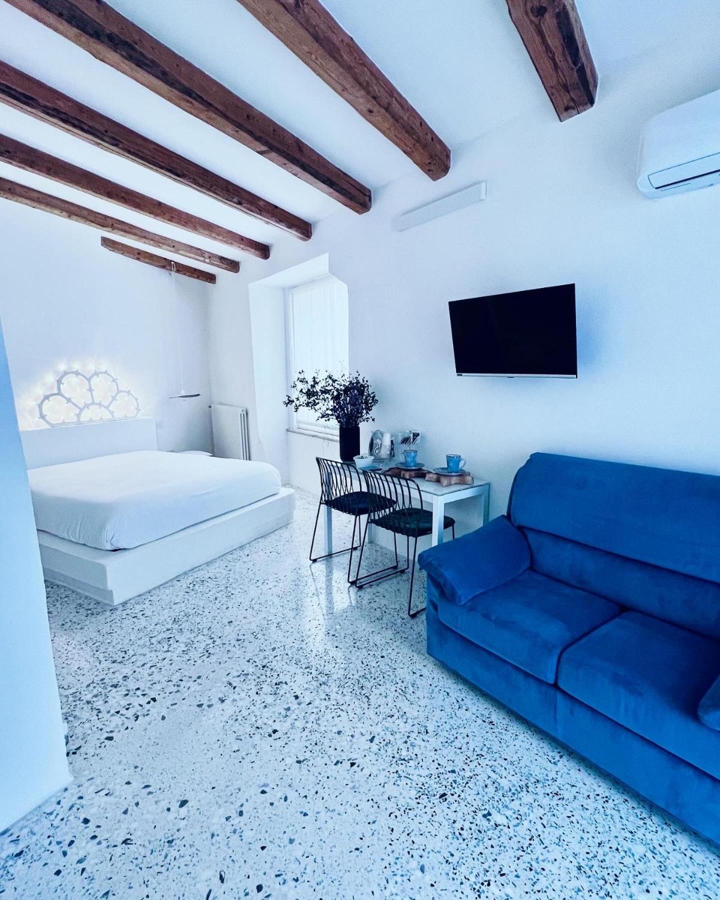 Hydria Guest House Art Gallery Acquaviva delle Fonti Buitenkant foto