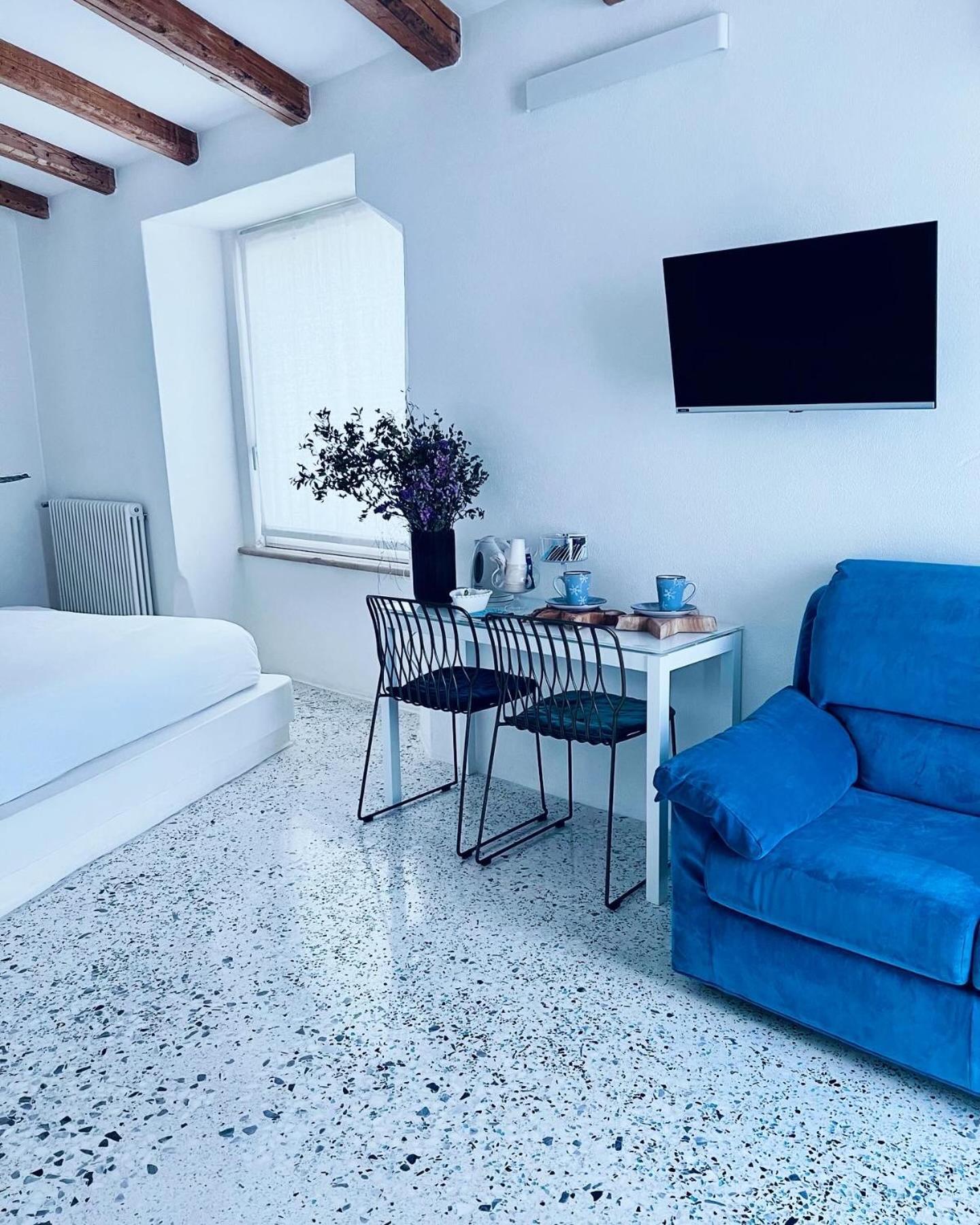 Hydria Guest House Art Gallery Acquaviva delle Fonti Buitenkant foto